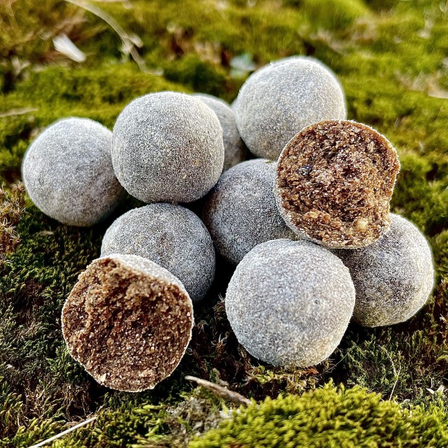 Stég High Carb Boilie 20mm 800g Spicy-Mango 