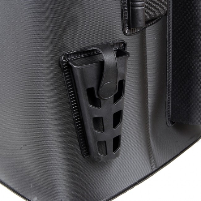 REIVA Seahawk Pro Pergető táska 45x27x26cm   