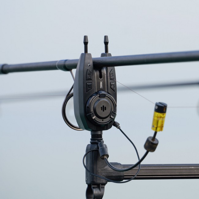 Flashback elektromos kapásjelző